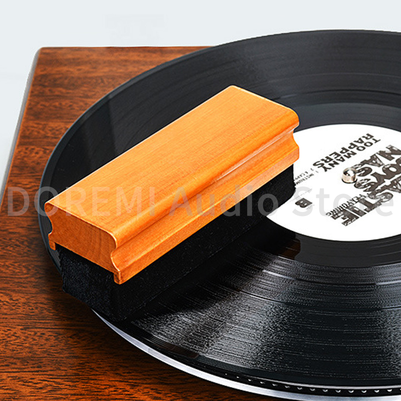 Brosse de nettoyage antistatiq - Vinyl Record Cleaner avis et prix