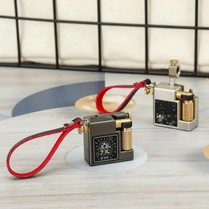 Briquet vintage en métal avec  - Vintage Collectible Lighters avis et prix